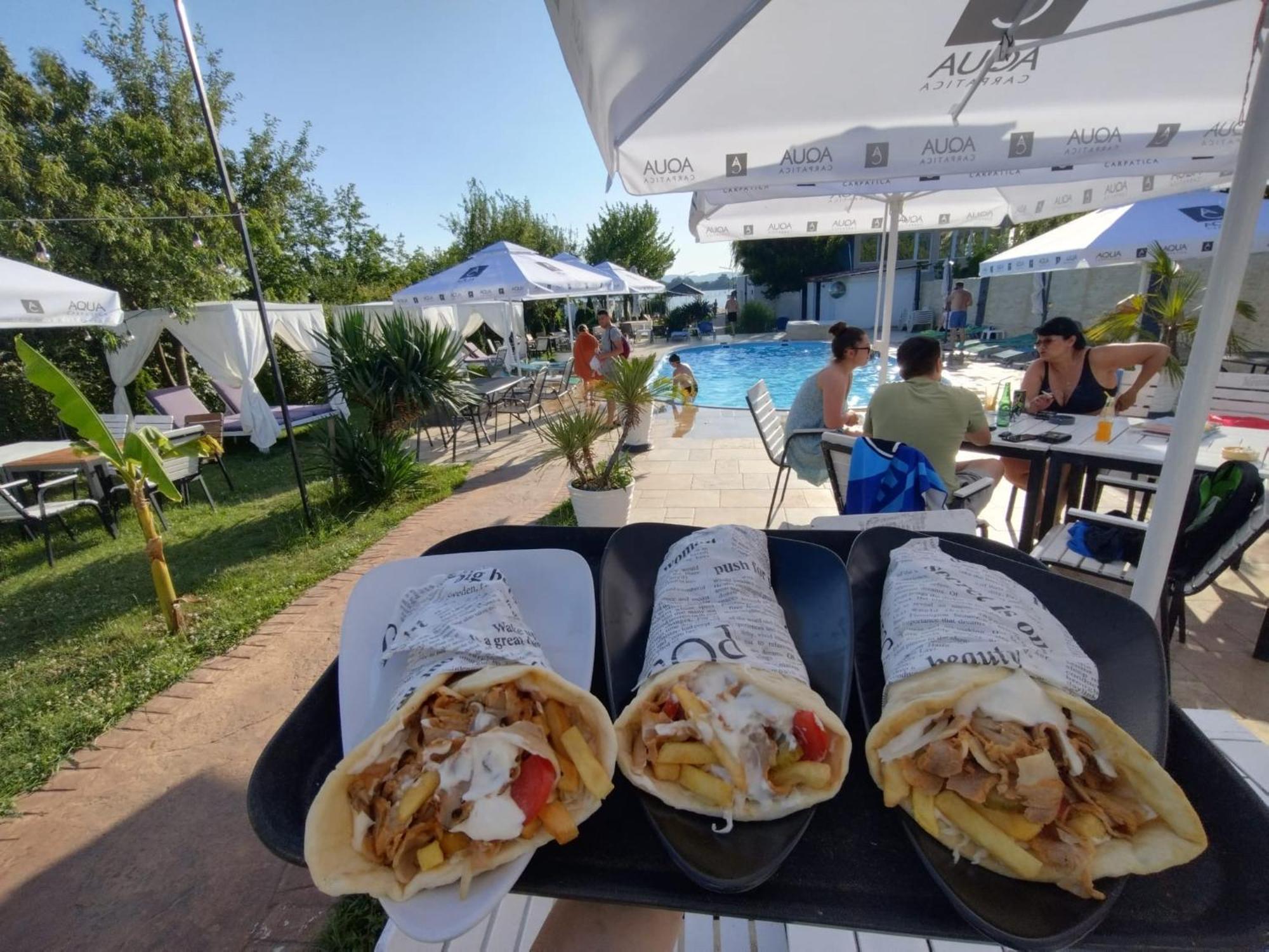 Elgringo Clisura Dunarii Moldova Noua 외부 사진
